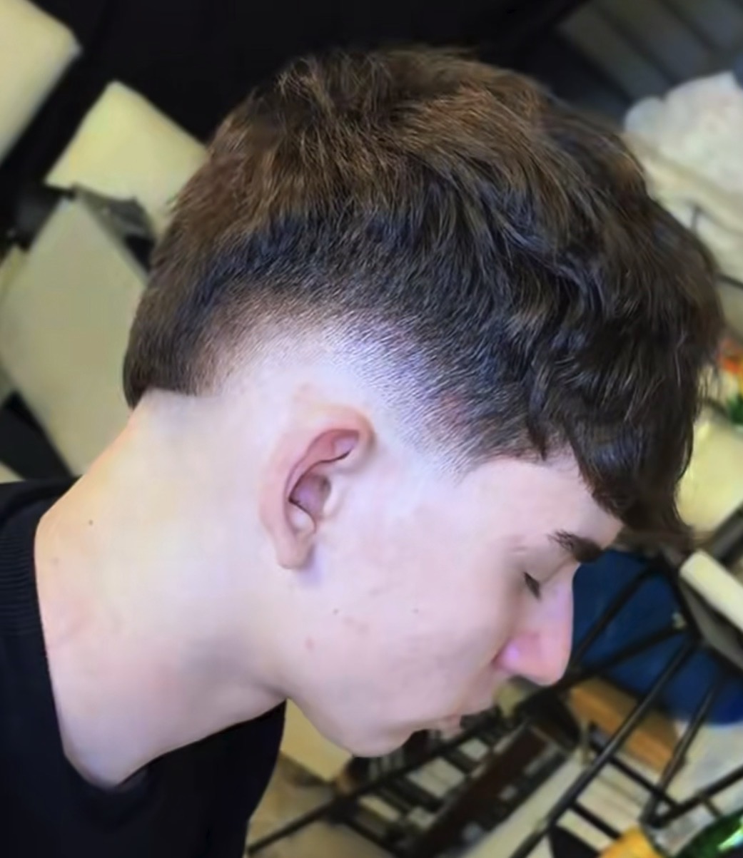 JFADEZ Fade Haarschnitt
